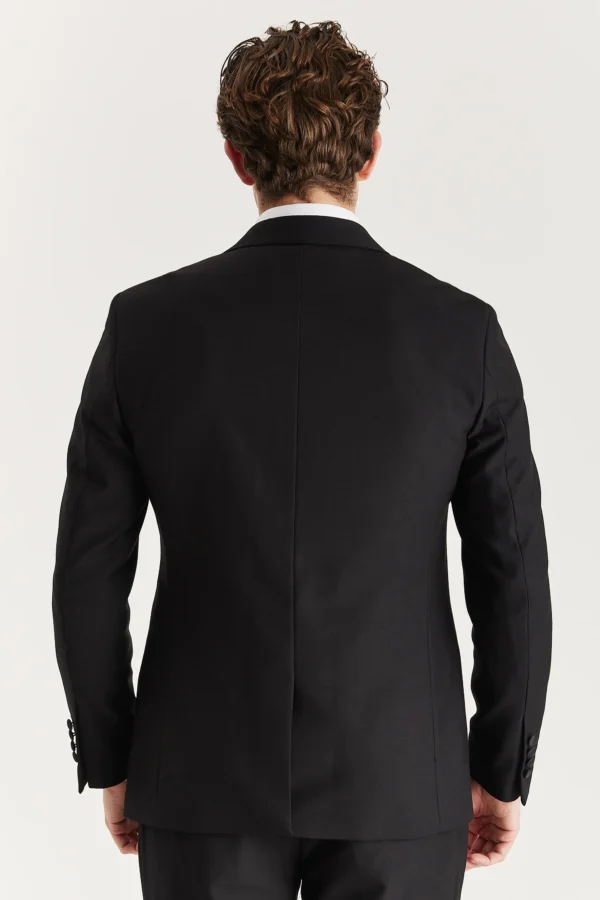 Tuxedo Rental